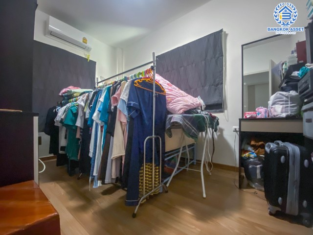 *****ทาวน์เฮ้าส์มือสองย่านนนทบุรี ม.ลุมพินี ทาวน์วิลล์ ราชพฤกษ์-นครอินทร์ หลังมุม เนื้อที่กว้าง 29.40 ตร.ว. ฟังก์ชัน 3 ห้องนอน 2 ห้องน้ำ ที่จอดรถ 2 คัน บ้านหลังมุมมีพื้นที่ด้านข้าง เดินทางสะดวก เข้า-ออกได้หลายเส้นทาง ทั้ง ถ.นครอินทร์, ถ.ราชพฤกษ์ ใกล้ทางด่วน "ศรีรัช"